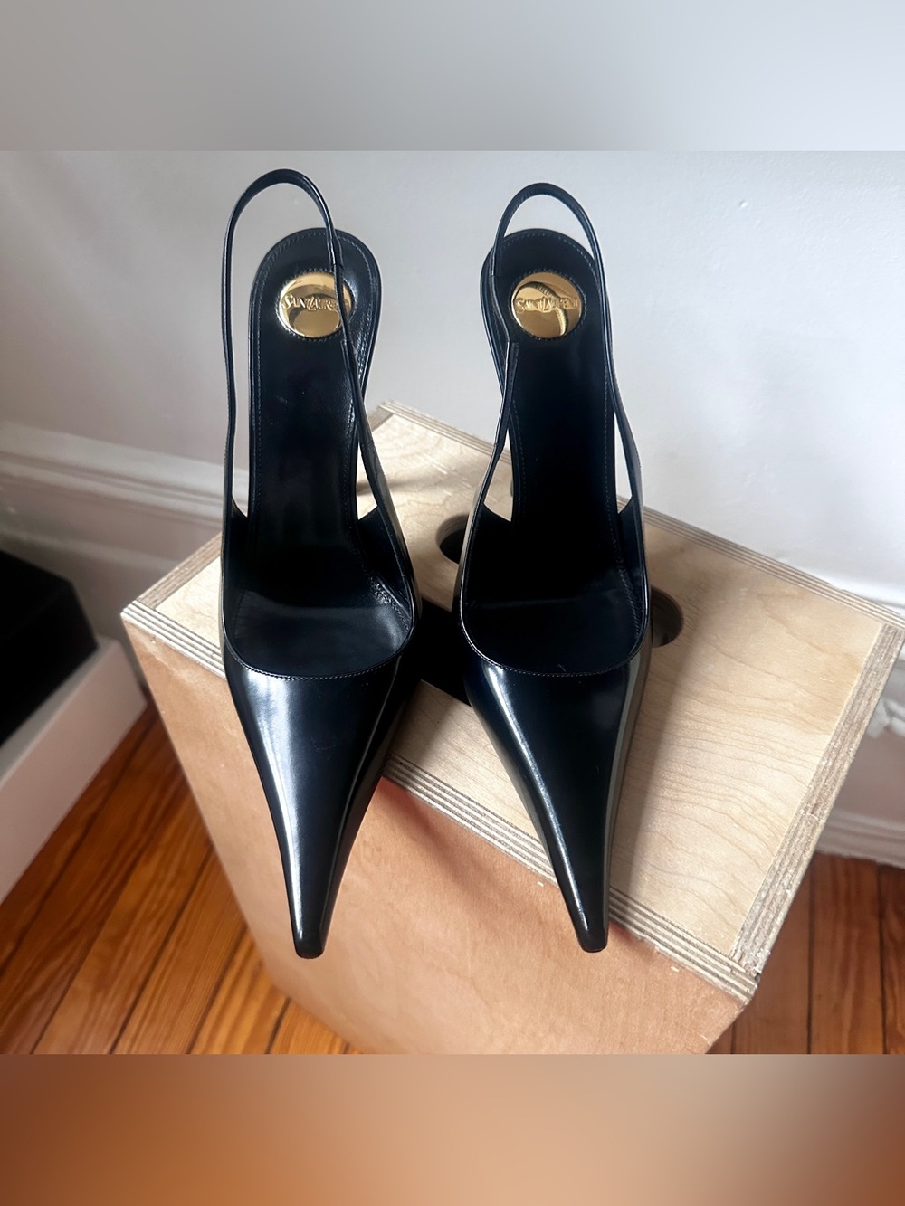 Saint Laurent Heels - Picture 4 of 9